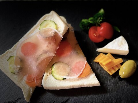 パパッと、高見え!夏野菜のオープンサンド♪